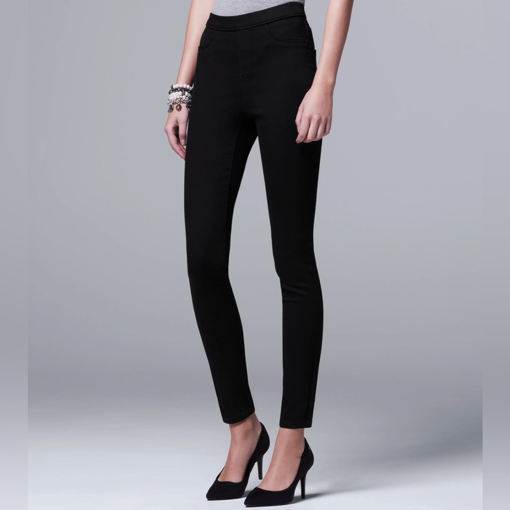 Simply Vera Vera Wang Black Jegging Capri Pants - Size 14 - Good Condition